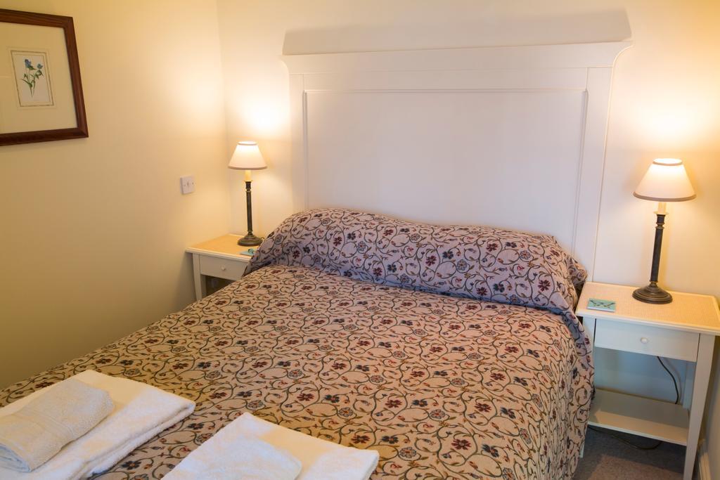 The Talbot Inn Cirencester Extérieur photo
