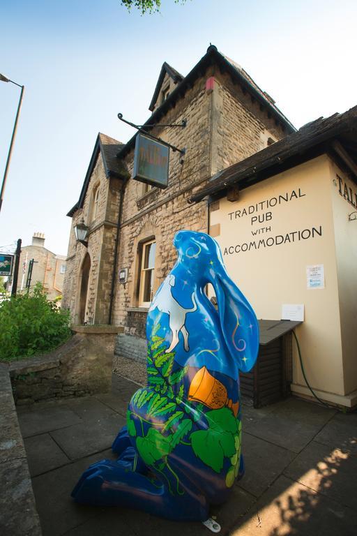 The Talbot Inn Cirencester Extérieur photo