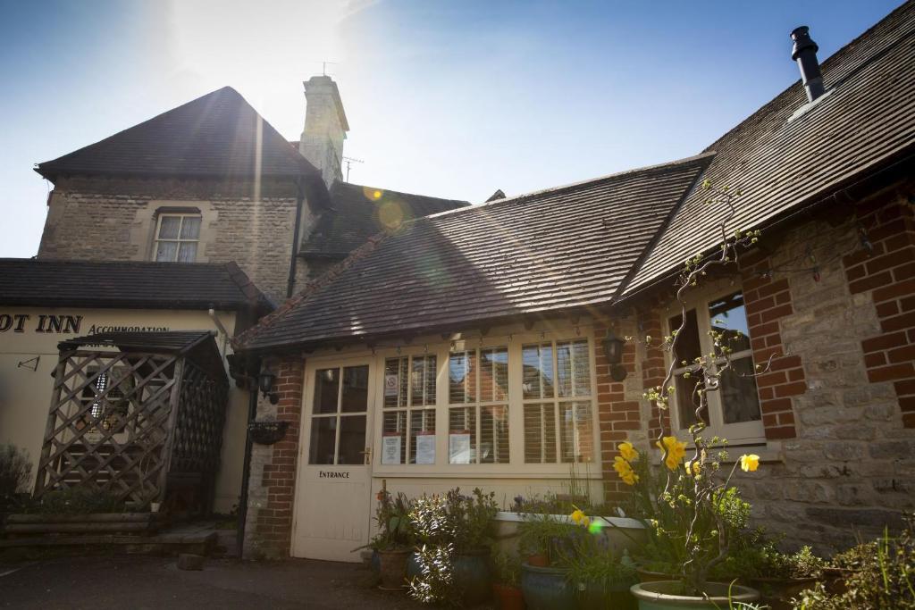 The Talbot Inn Cirencester Extérieur photo
